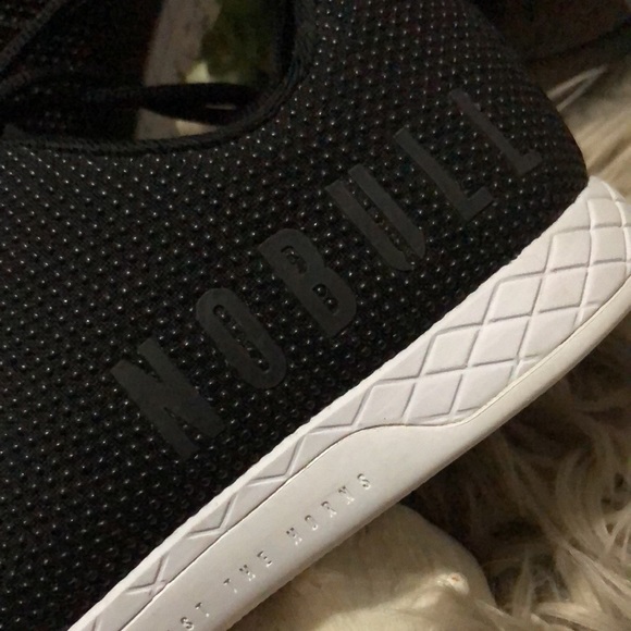 NOBULL Reflective SpellOut Black on Black Arctic Speckle Shoes-Wmns 8.5/unisex - Picture 4 of 16